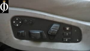 Car image number 11